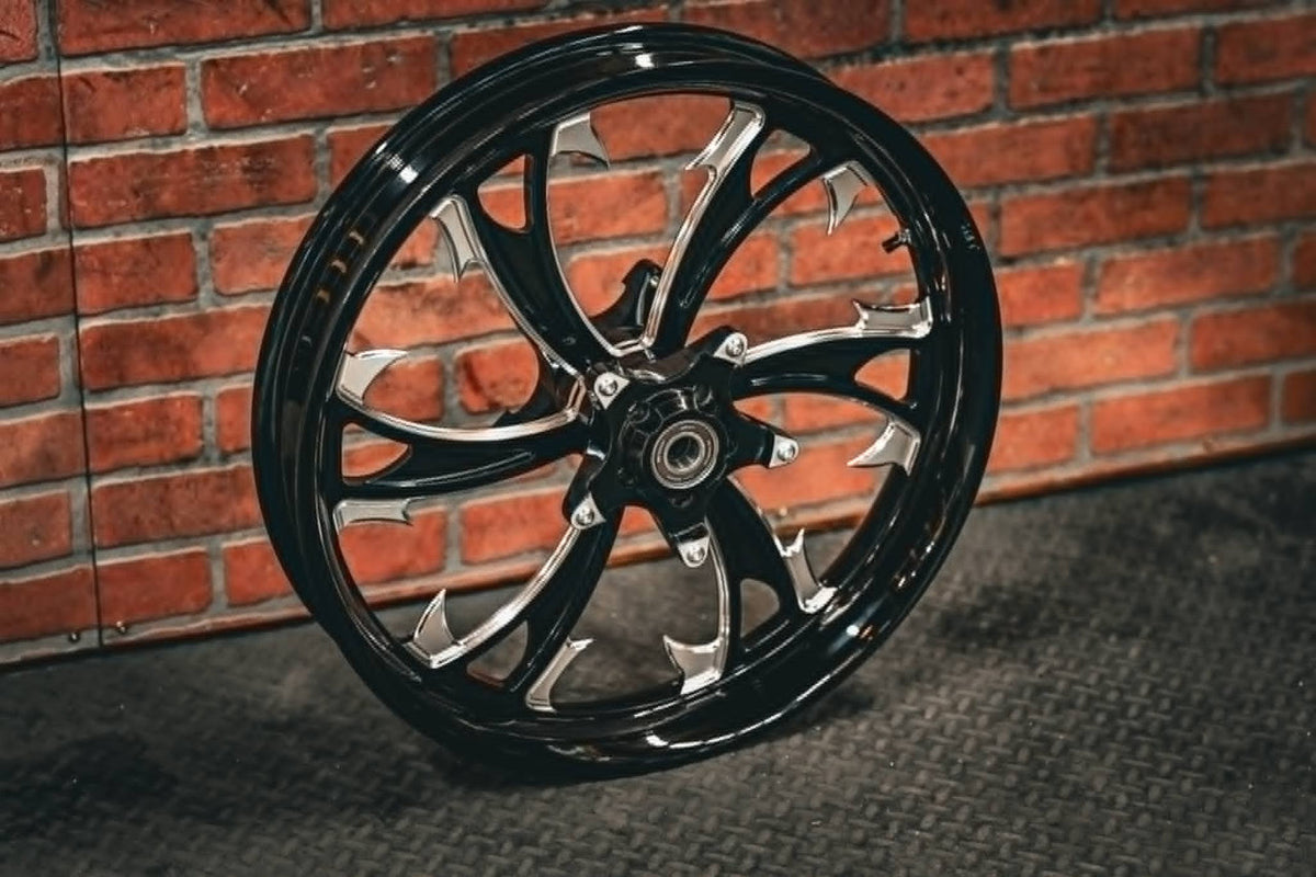 21X3.25" BLACK DOUBLE CUT DIRTY HKR (2014-2023 HD TOURING)