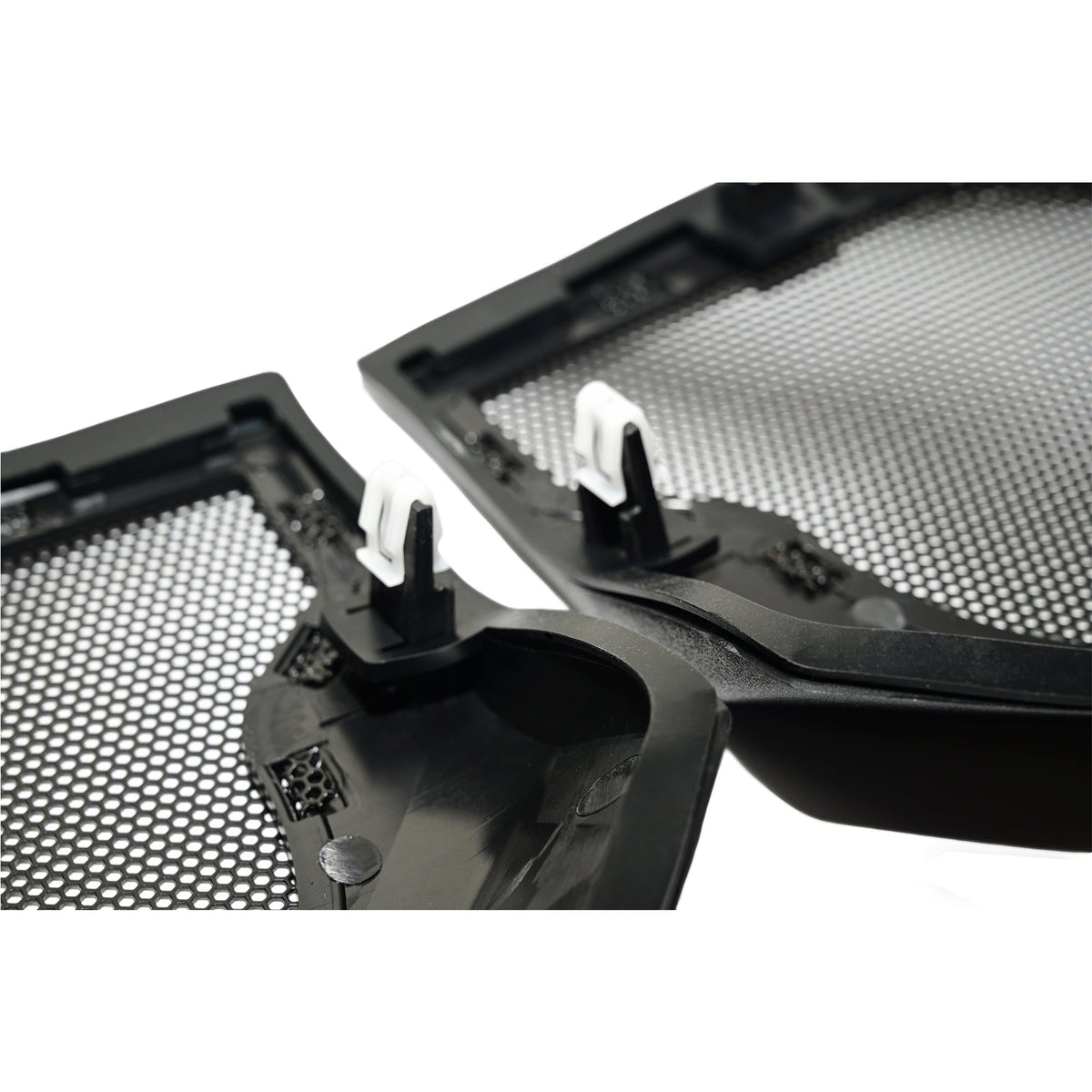 Diamond Audio 2024+ Street Glide/Ultra Bat Wing Fairing Speaker Grills (Pair) - DHDSG24