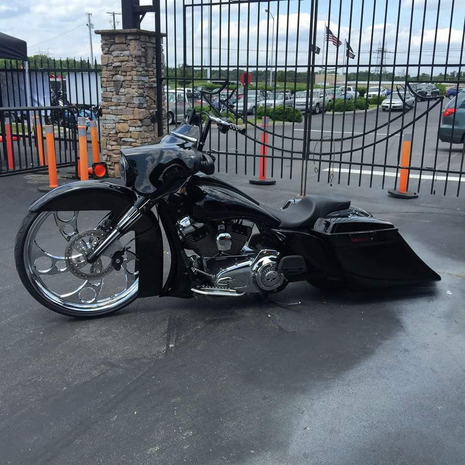 Silencer Metric Chrome Wheels