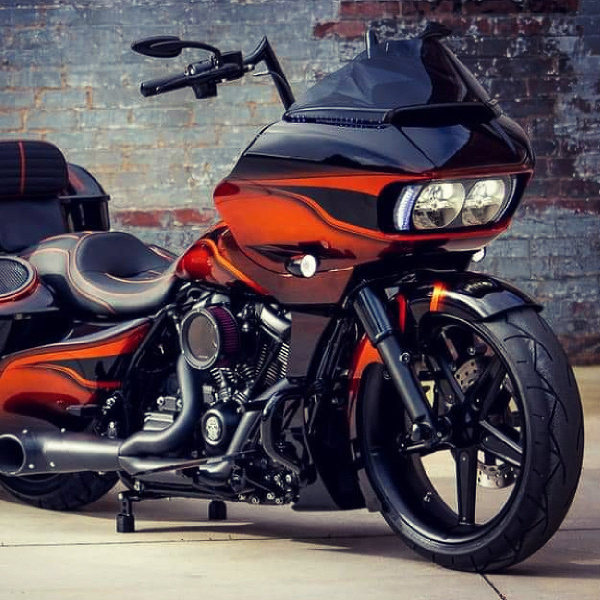 GT1 Harley Pan America Black Wheels