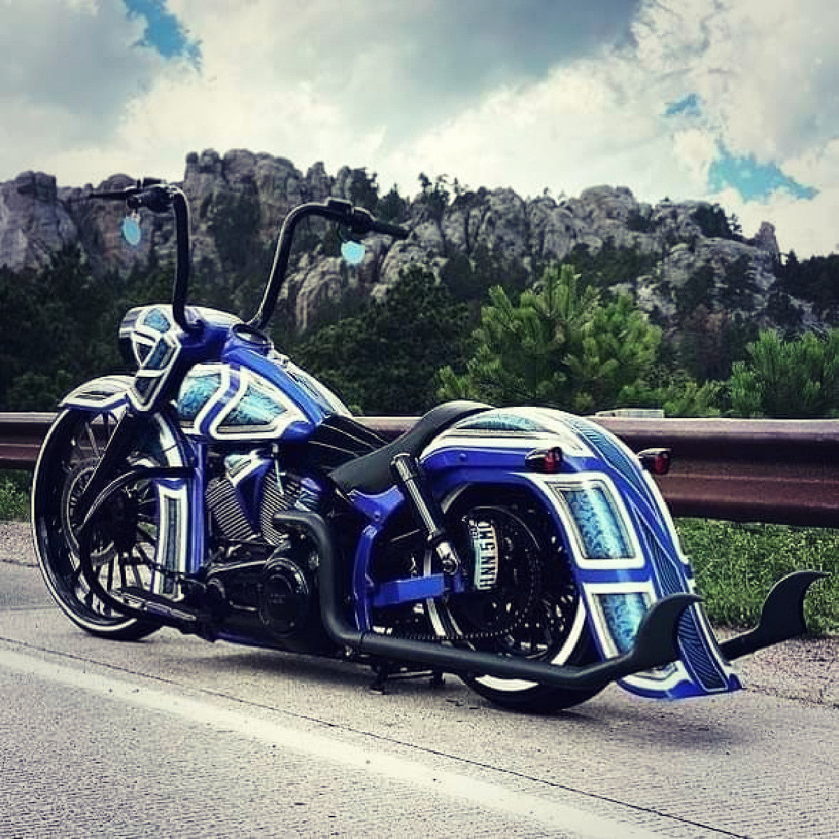Straight Line Harley Touring Black Wheels