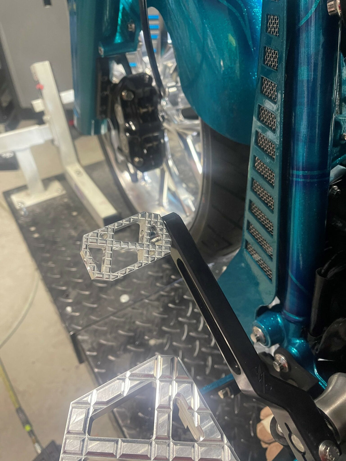 Curly's Inc Performance Style Shift Peg