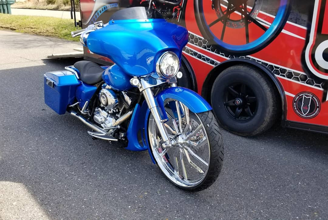 D6 Metric Chrome Wheels