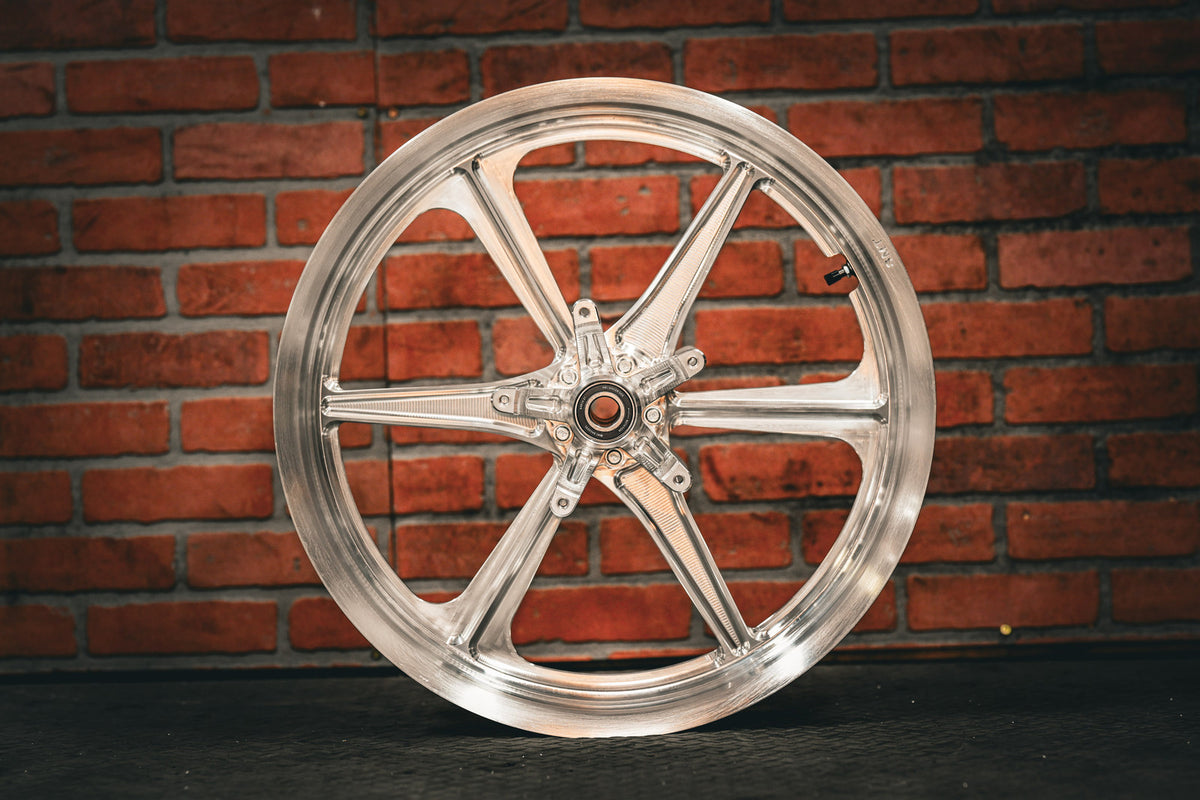 21x3.25" MACHINE FINISH RETRO 16 (2014-23 HD Touring)
