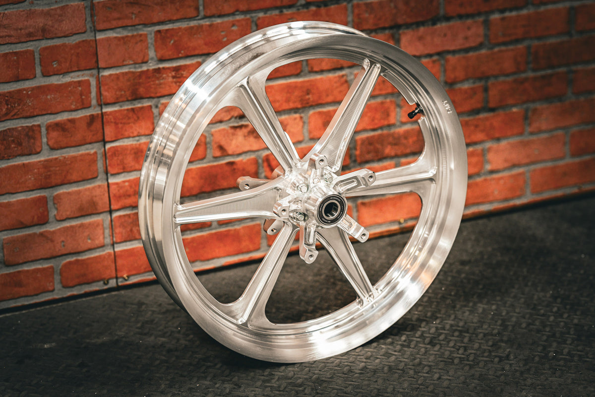 21x3.25" MACHINE FINISH RETRO 16 (2014-23 HD Touring)