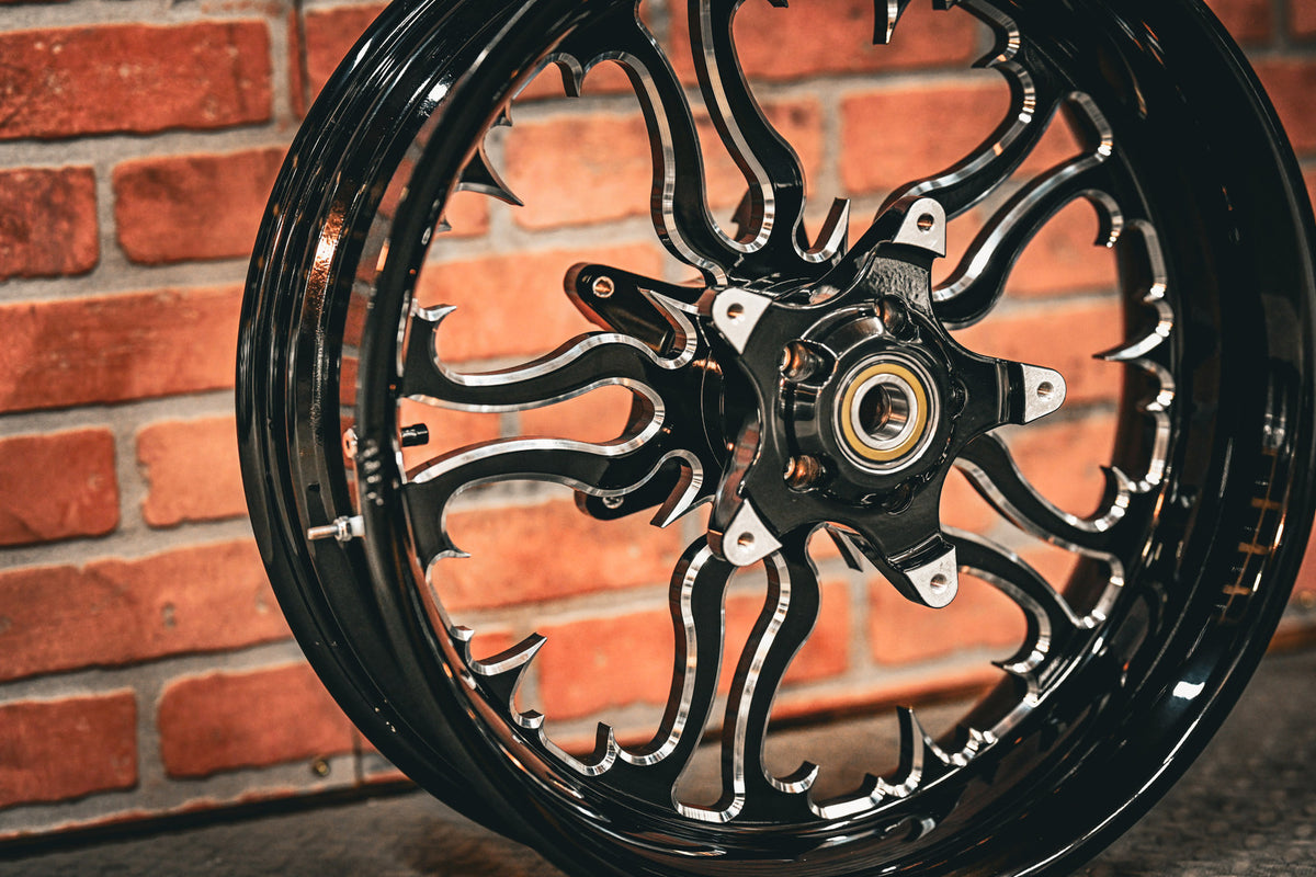 18x5.5" BLACK DOUBLE CUT RING OF FIRE (2014-2023 HD Touring)