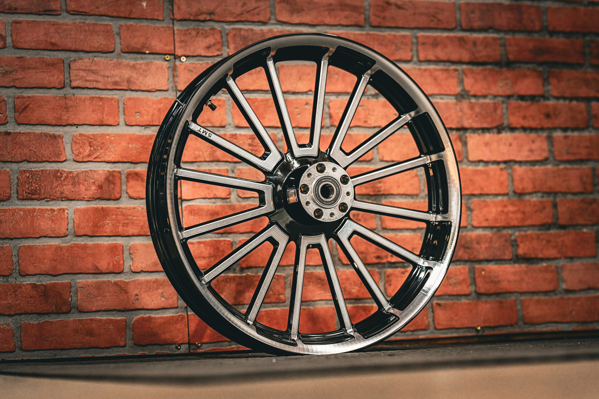 21X3.25" BLACK DOUBLE CUT OG22 (2009-2026 HD TOURING)