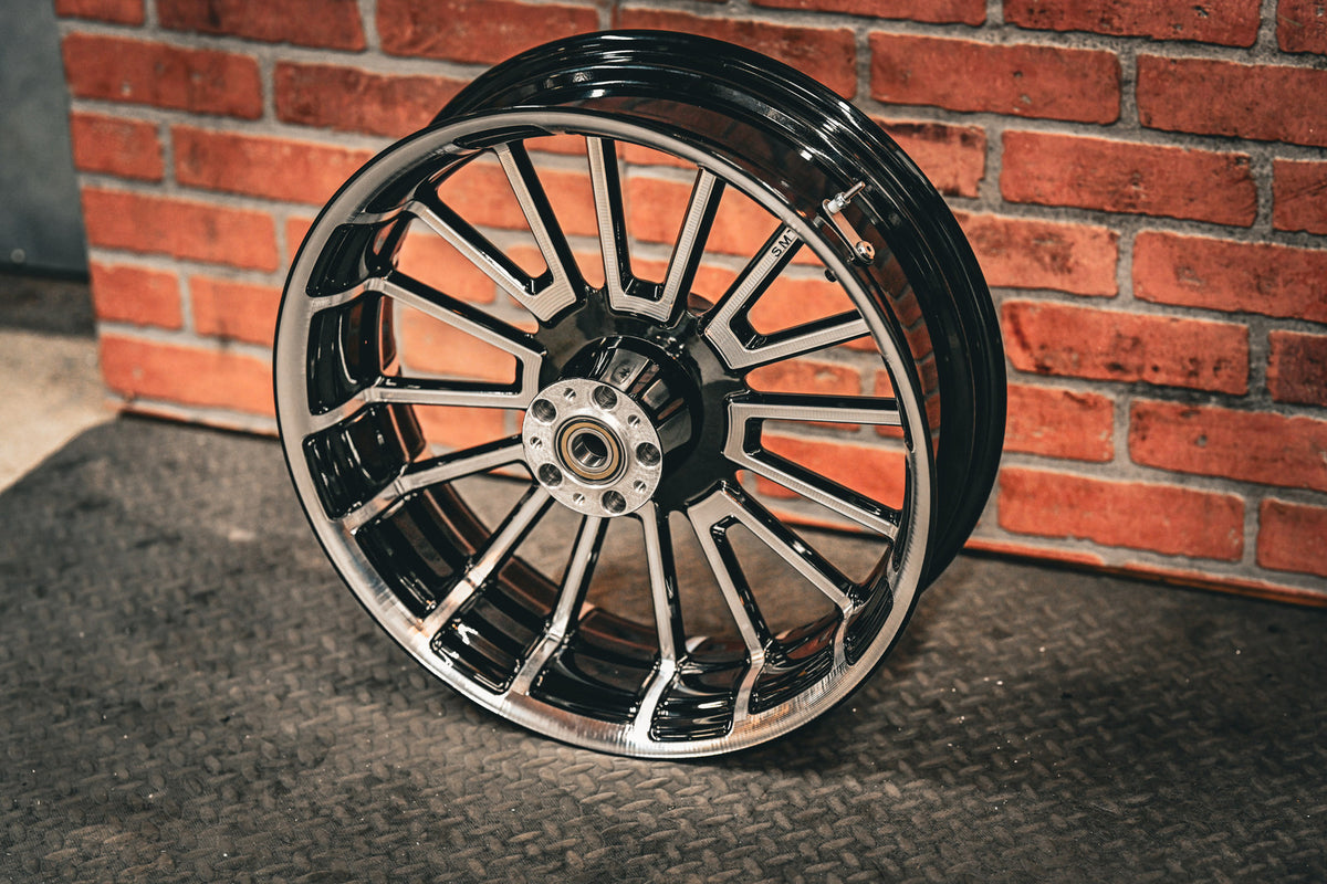 18x5.5" BLACK DOUBLE CUT OG 22 (2009-2023 HD Touring)