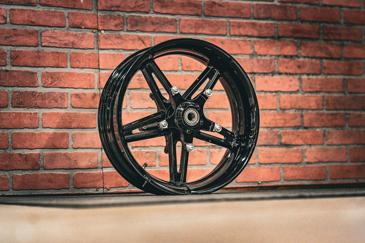 18x5.5" BLACK CUSTOM GT1 (2024+ HD Touring)