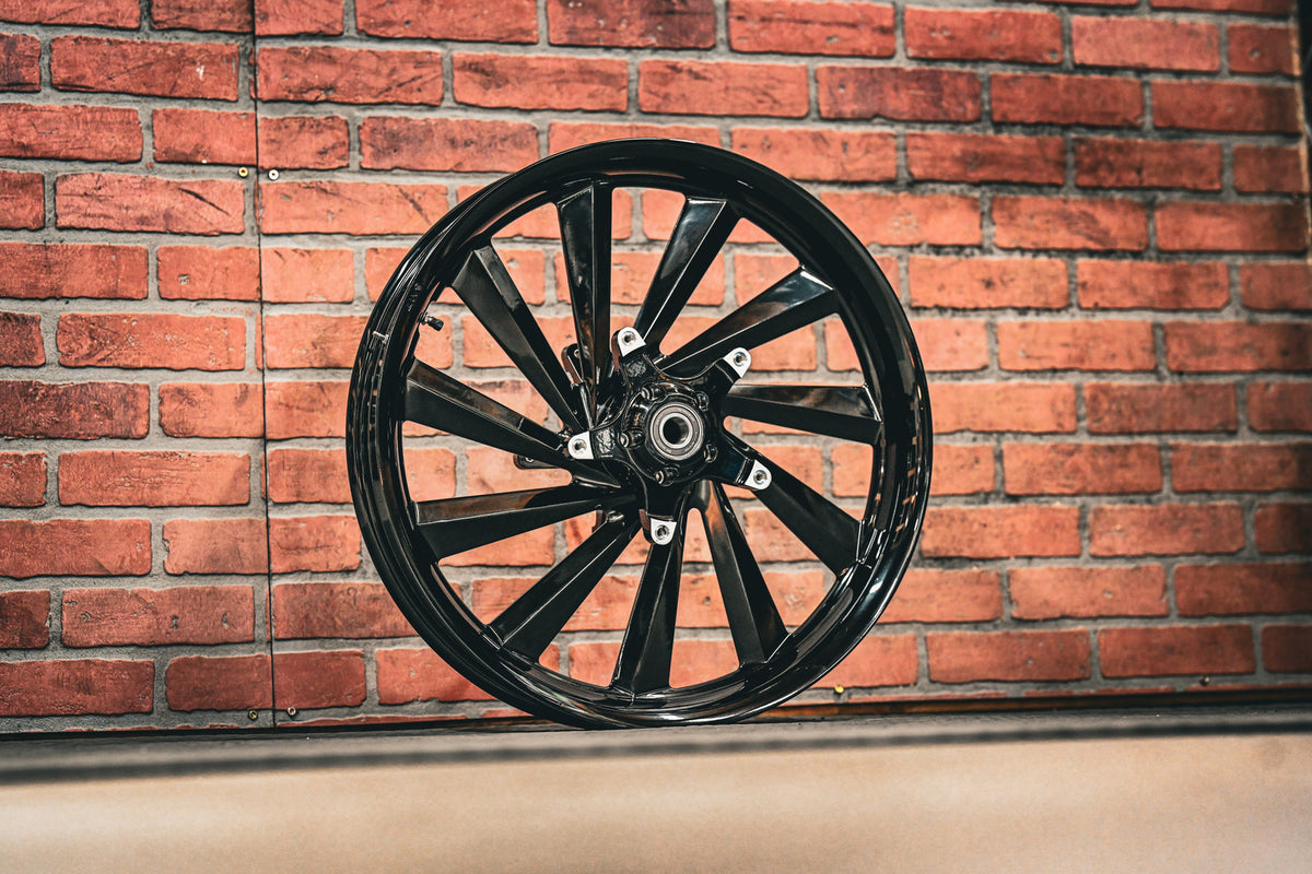21X3.25" BLACK MAVERICK (2024+ HD TOURING)