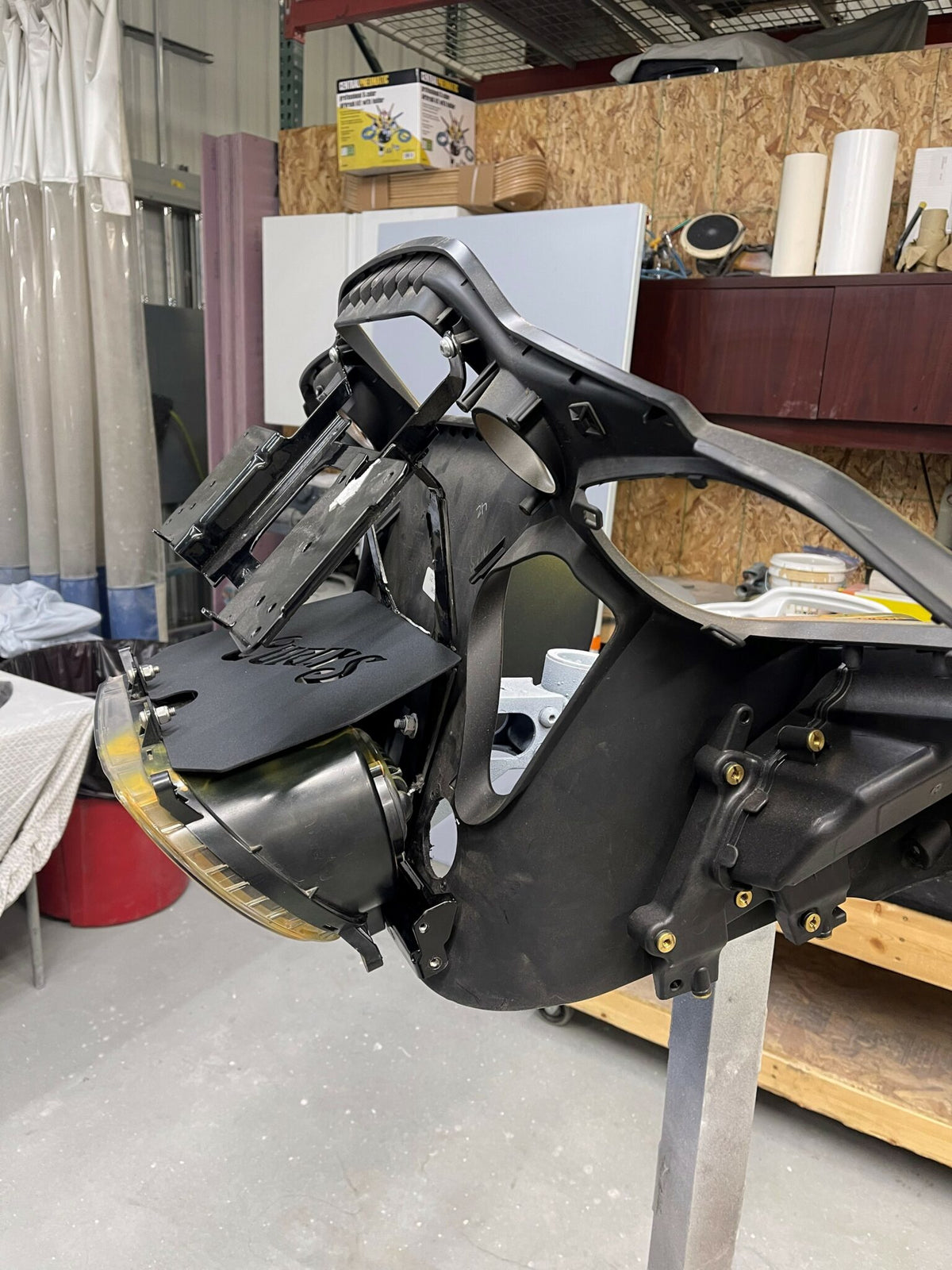 Curly's Inc Road Glide Amp Trays