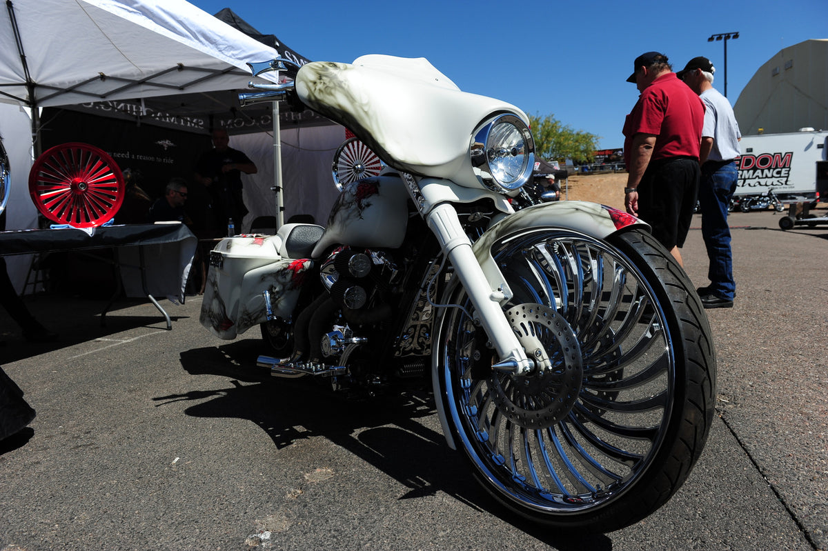 Hurricane Harley Touring Black Wheels