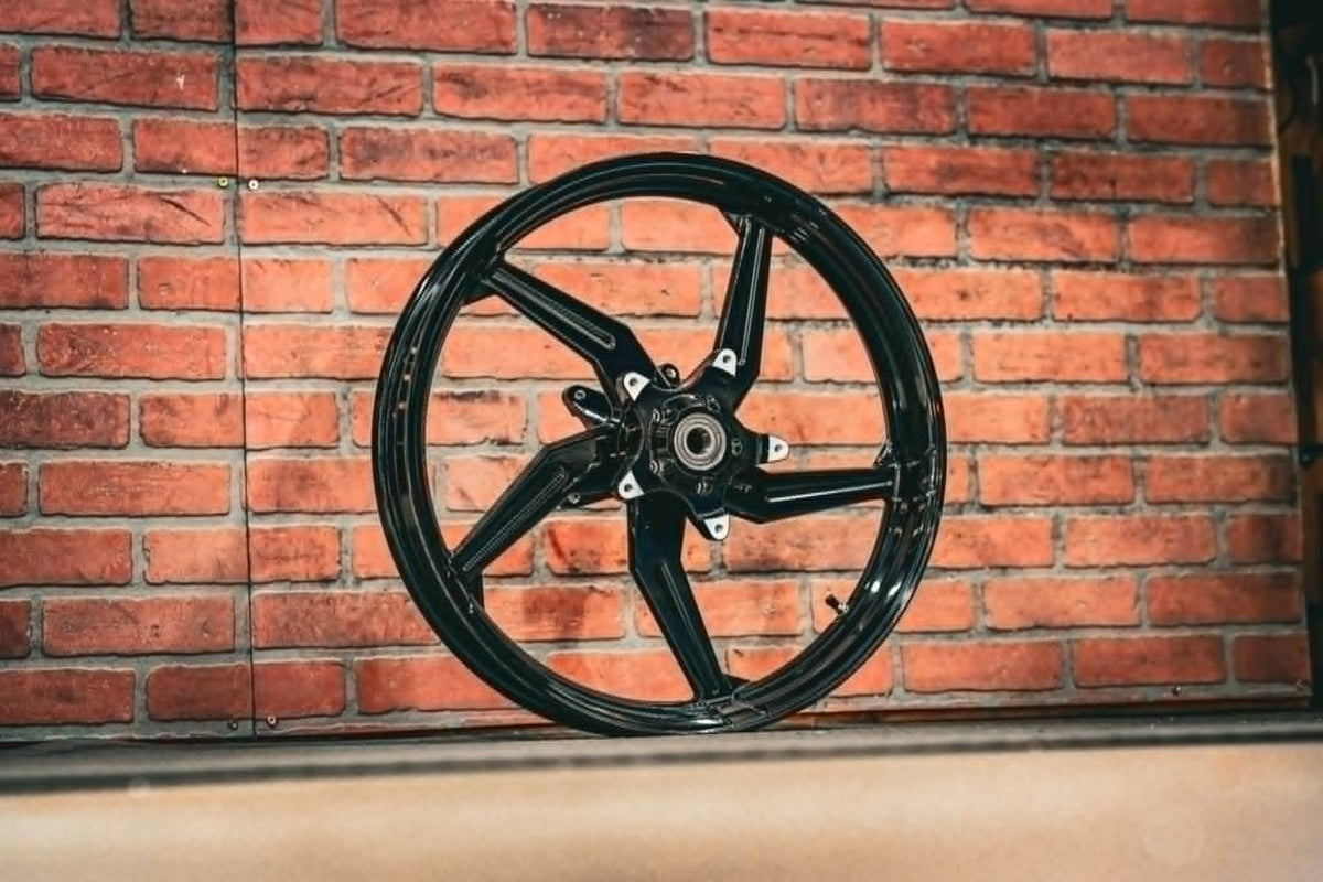 21X3.25" BLACK OG.03 (2014-2023 HD TOURING)