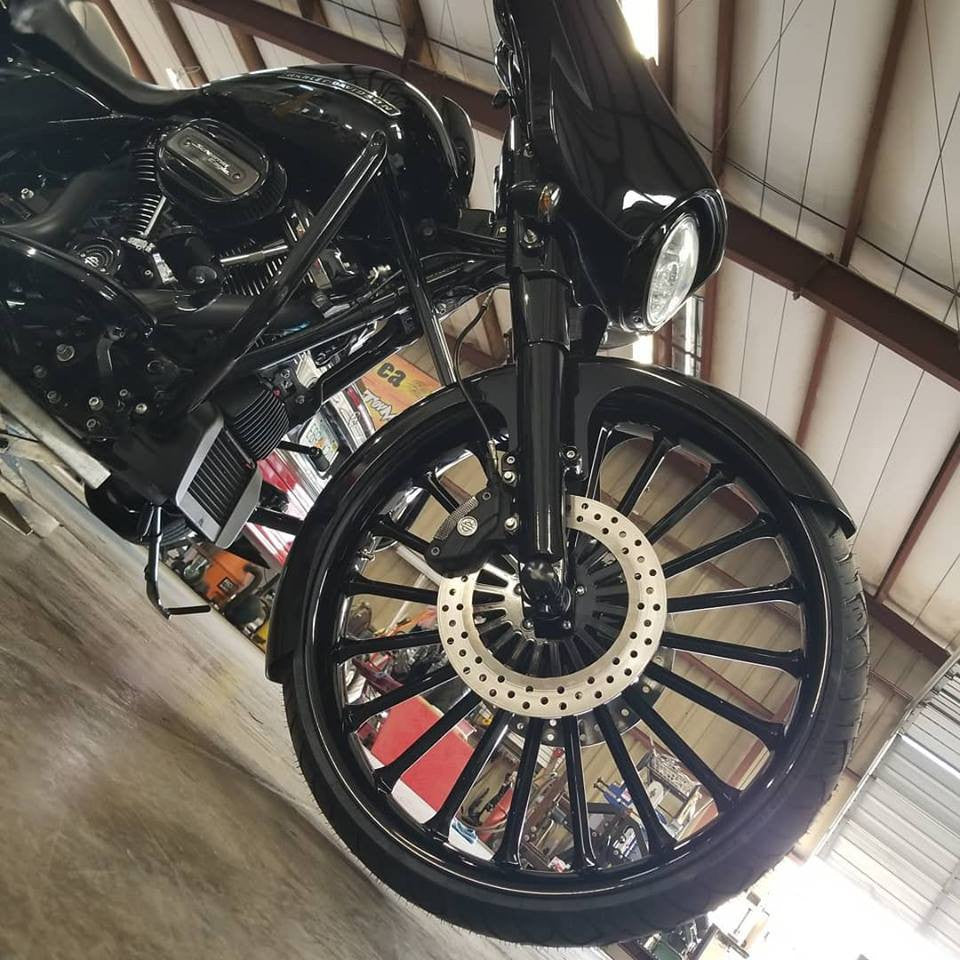 Straight Line Harley Touring Black Wheels