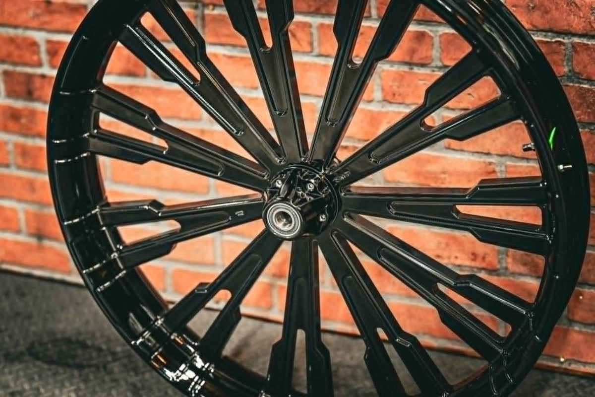 30x4.0" ALL BLACK ROULETTE (2009-2026 HD Touring)
