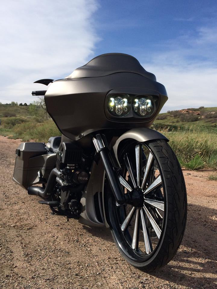 Elliptical Illusion Indian Black Double Cut Wheels
