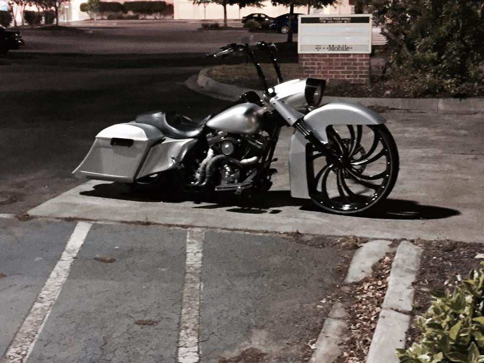 V Arm Metric Black Double Cut Wheels