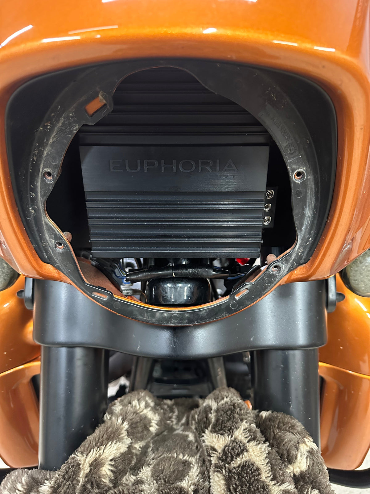 XEL Headlight Extension - 2009-Up Street Glide