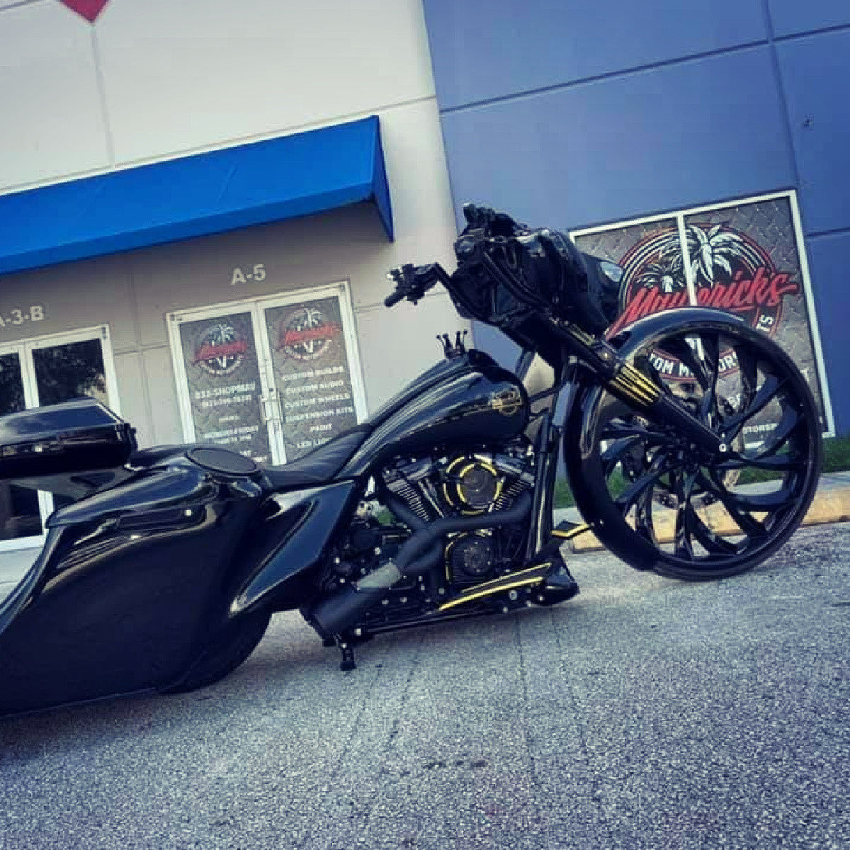 30 Inch El Krwa 3D Black Harley Wheel