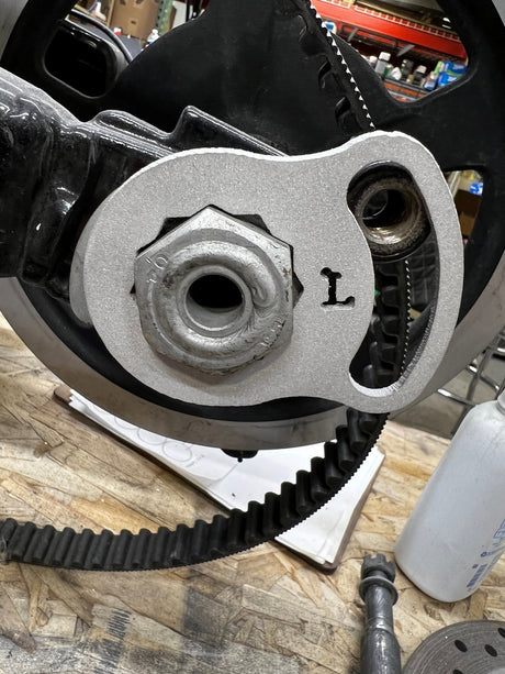 Curly's Inc Touring Axle Locks