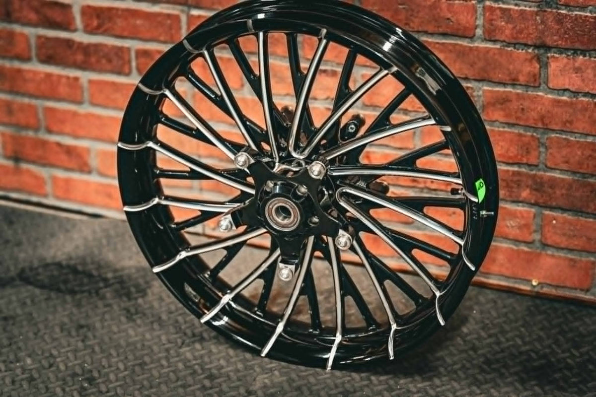 21X3.25" BLACK DOUBLE CUT DIRTY SPOKE (2024+ HD TOURING)