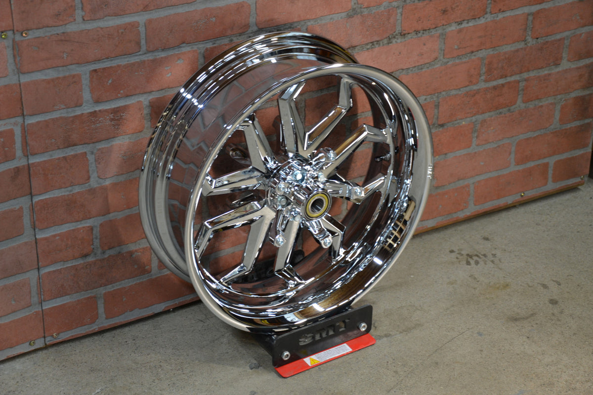 18X5.5" CHROME DIABLO (2014-2023 HD Touring)