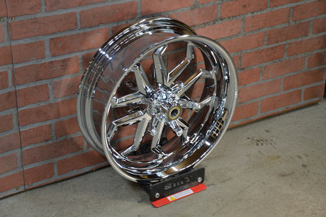 18X5.5" CHROME DIABLO (2014-2023 HD Touring)