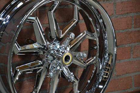 18X5.5" CHROME DIABLO (2014-2023 HD Touring)
