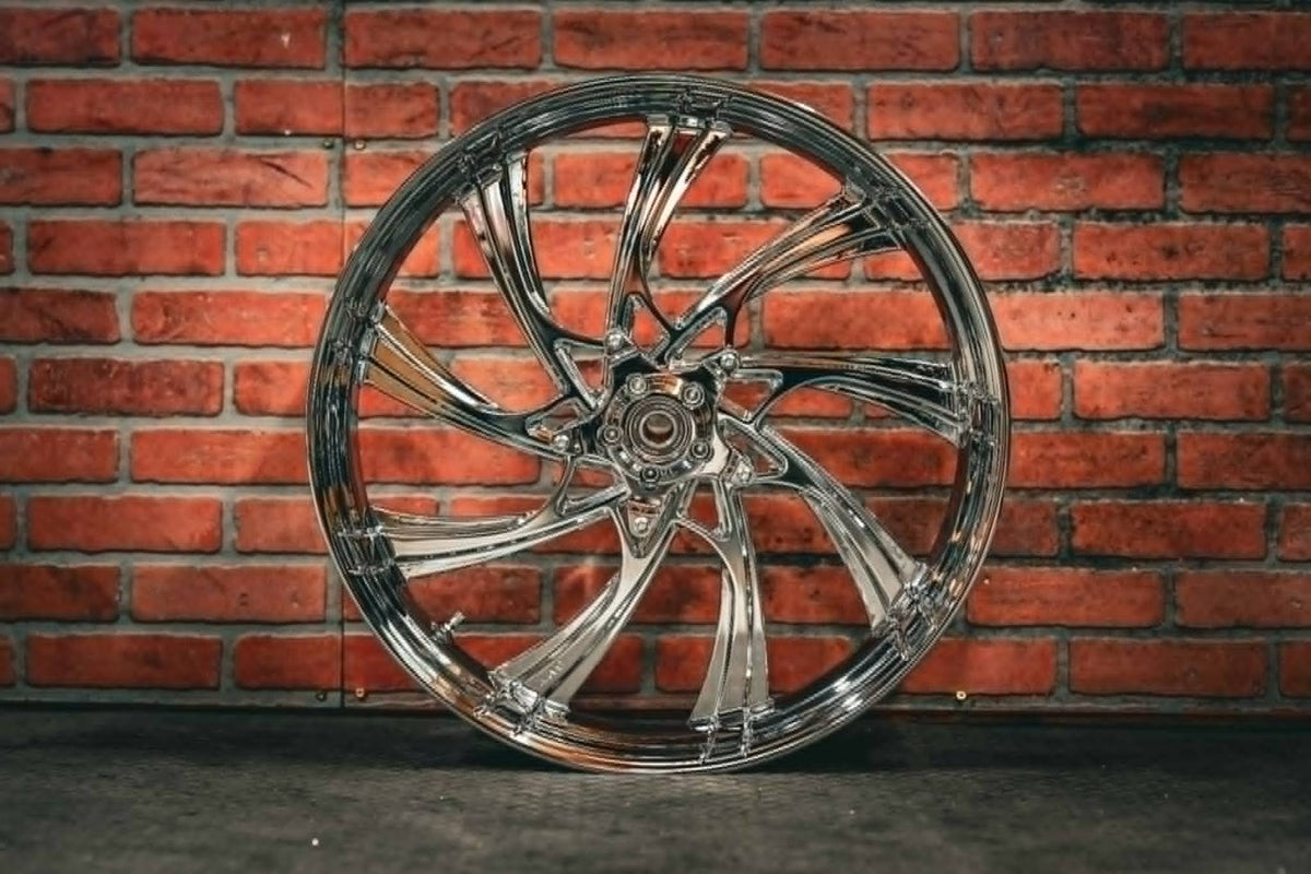 23x5.5" CHROME XR9  (2014-2023 HD TOURING)