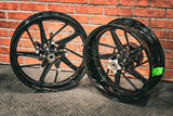 19x3.0" / 18x5.5 BLACK PS.08 (2024+ HD TOURING)
