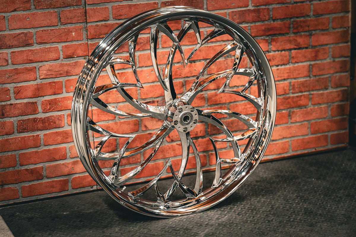 30x4.0" CHROME CRUSADE (2009-2023 HD Touring)