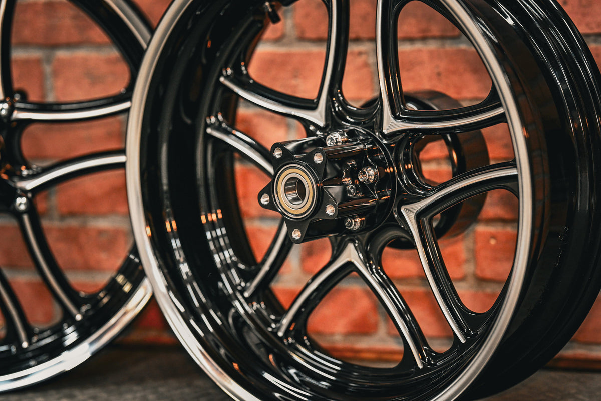 19x3.0" / 18x5.5 BLACK DOUBLE CUT RETRO 4 PAIR (2014-2023 HD TOURING)
