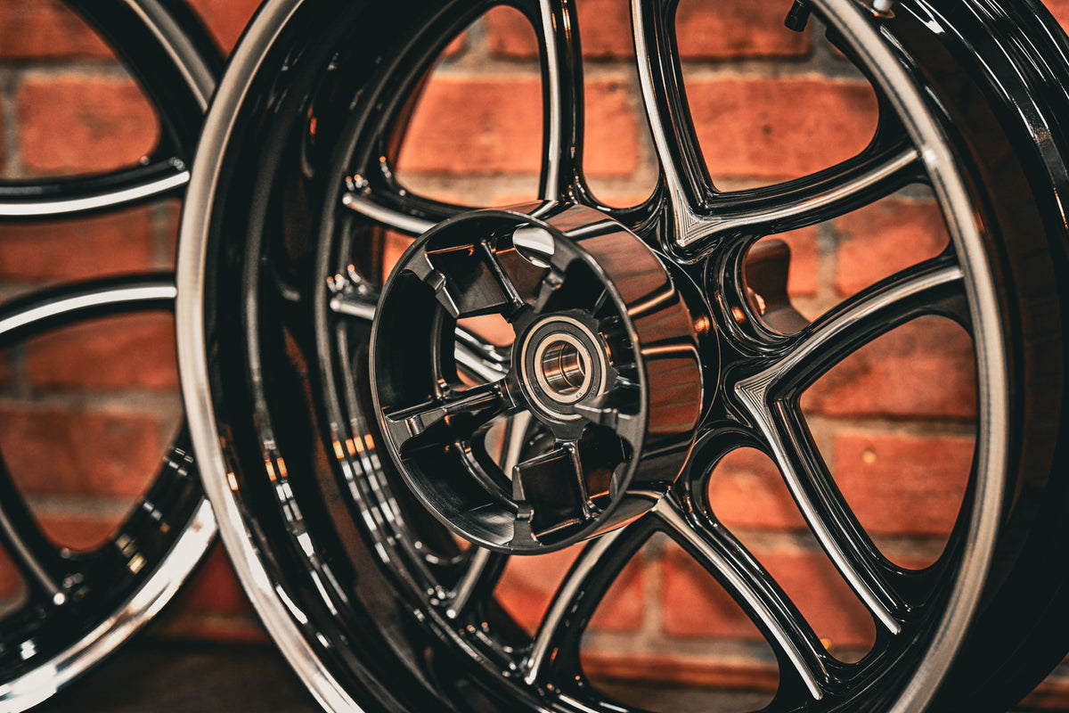 19x3.0" / 18x5.5 BLACK DOUBLE CUT RETRO 4 PAIR (2014-2023 HD TOURING)