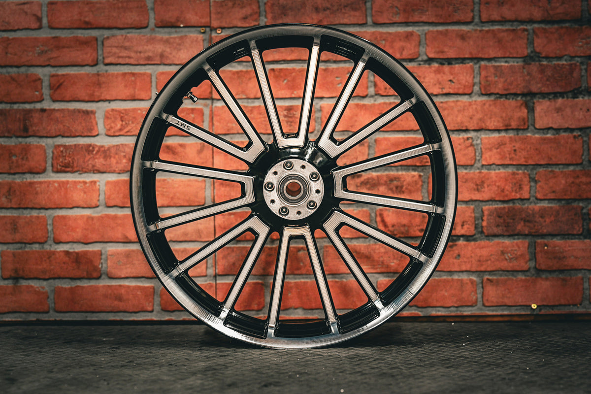 21X3.25" BLACK DOUBLE CUT OG22 (2009-2026 HD TOURING)