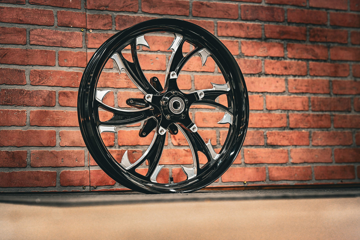 21X3.25" BLACK DOUBLE CUT DRTY HKR (2024+ HD TOURING)
