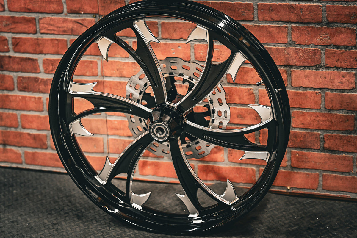 26x3.75" BLACK DOUBLE CUT DRTY HKR (2008-2026 HD Touring)