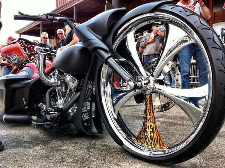 Classic Harley Touring Chrome Wheels