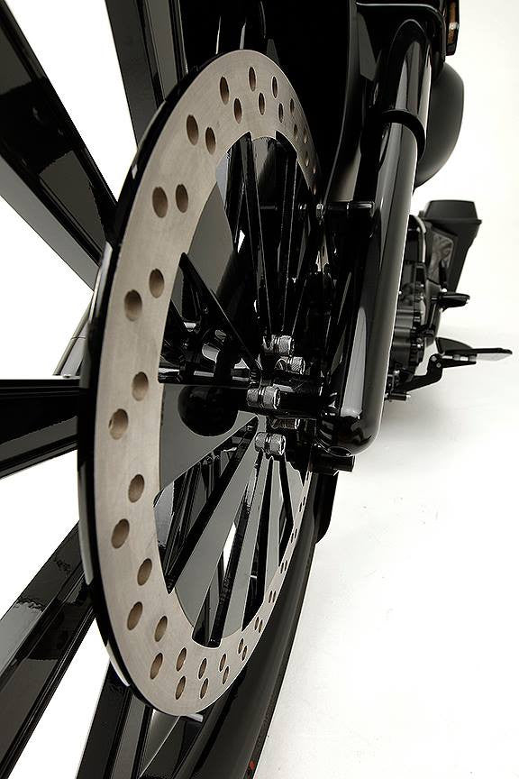 Elliptical Illusion matching rotor on motorcycle wheel