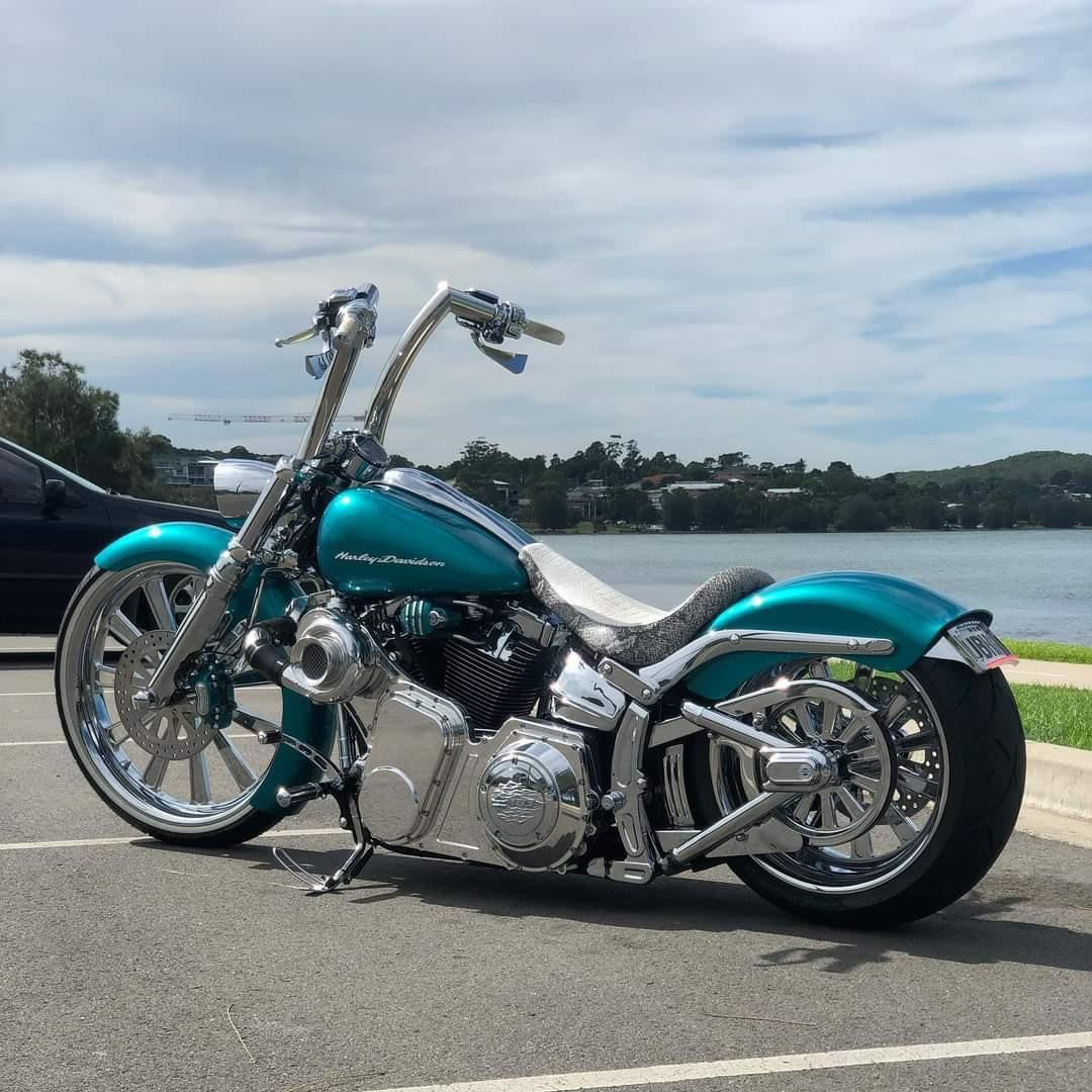 Elliptical Illusion Indian Chrome Wheels