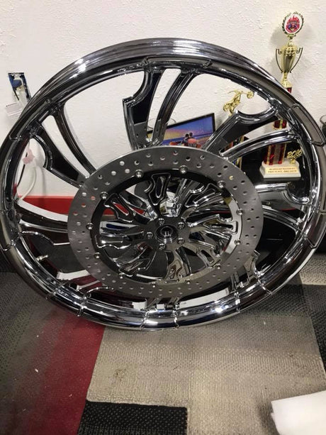 Guinzu matching rotor on motorcycle wheel